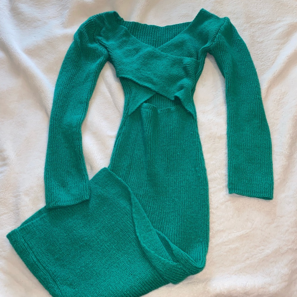 Green sweater dress with cross cross open front